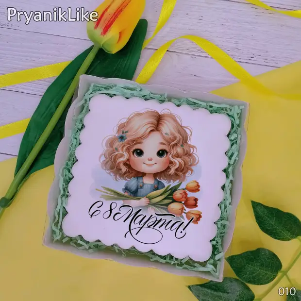 Пряник квадратный (девочки и цветы) (10-10 см.)